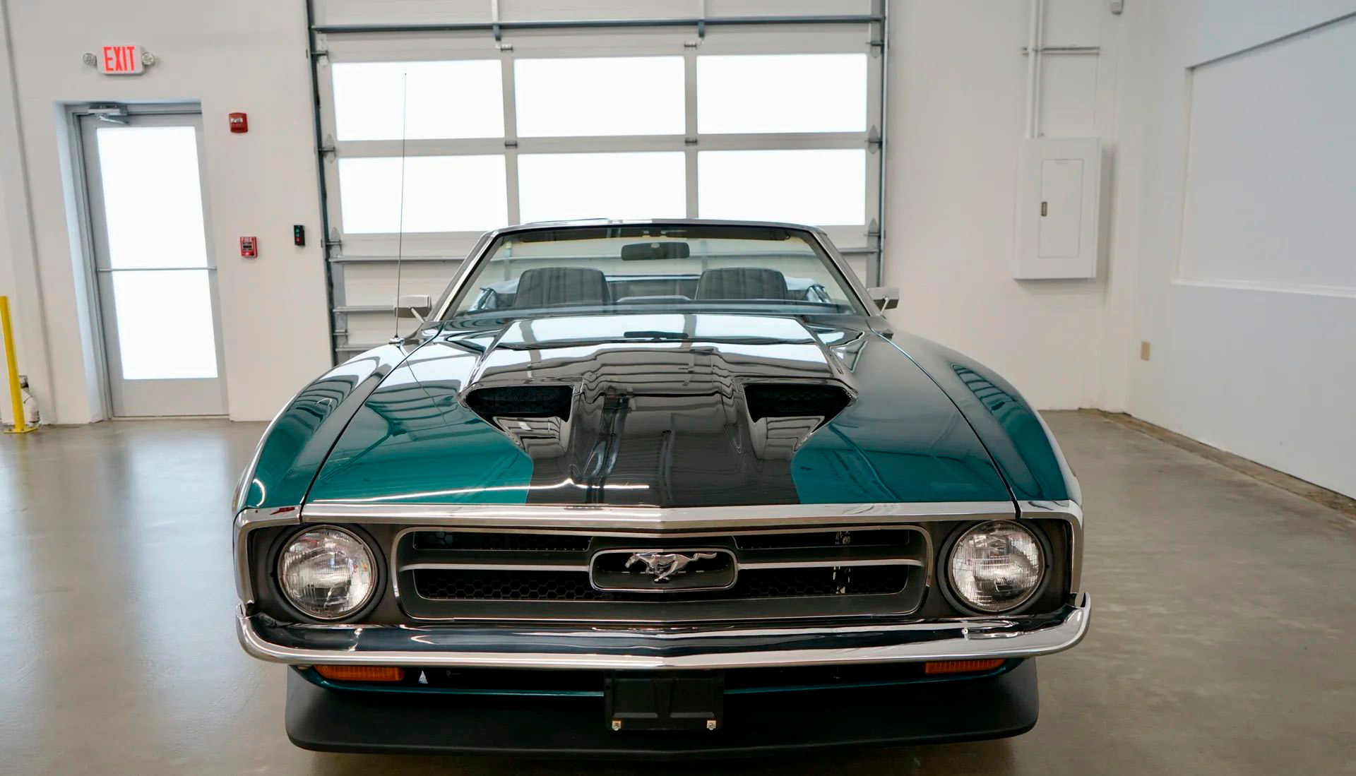 1972 Ford Mustang - Image 9