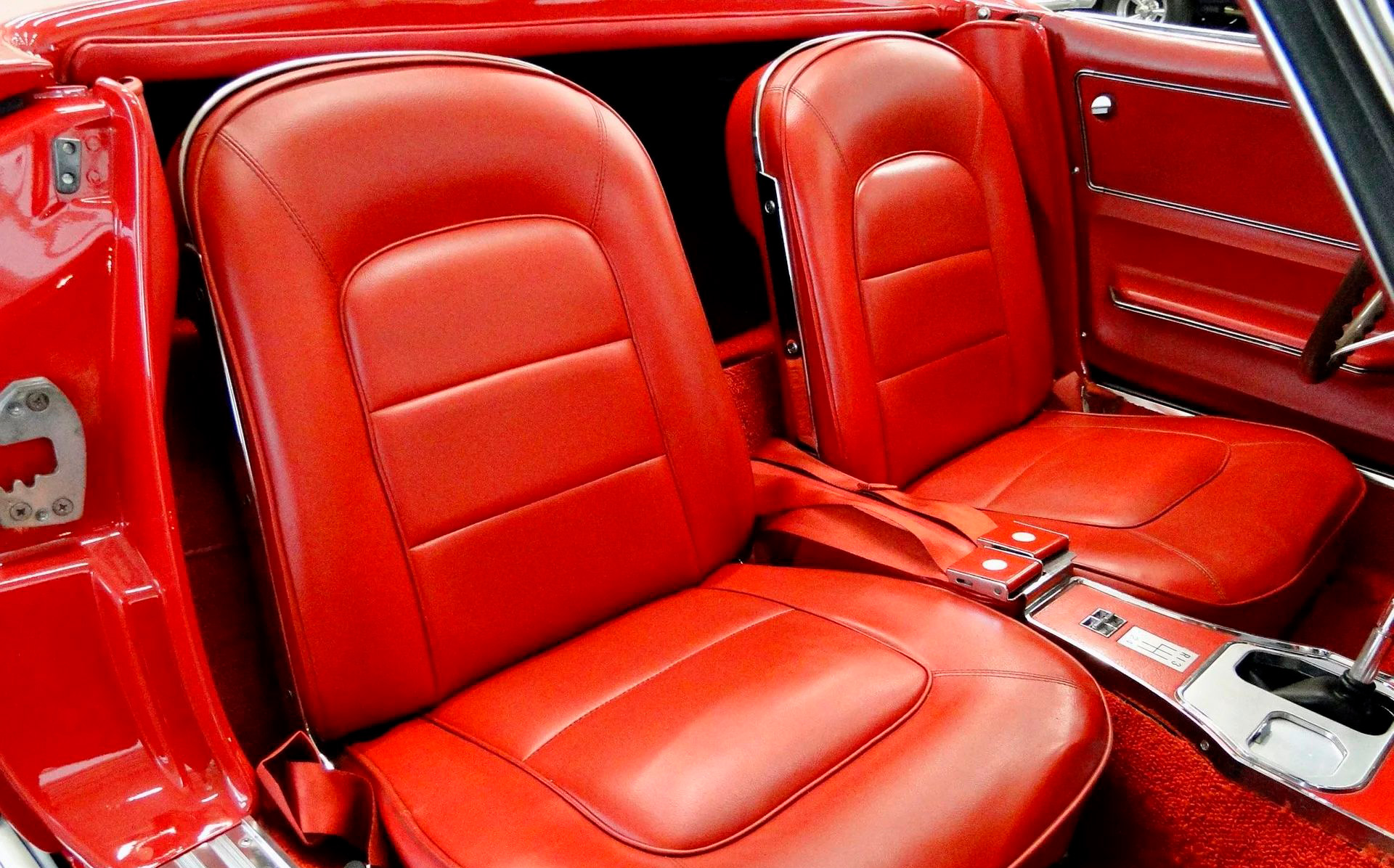 1965 Chevrolet Corvette - Image 14