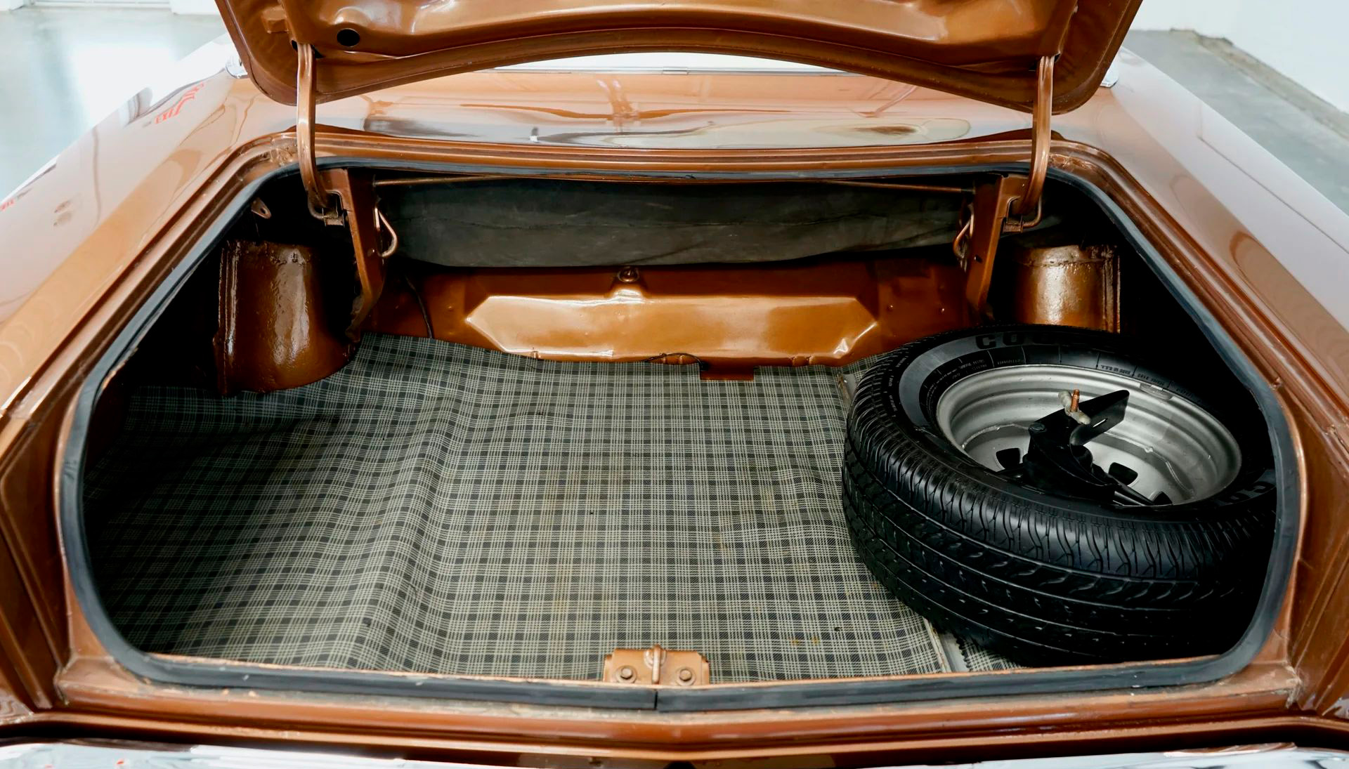 1969 Plymouth Road Runner - Image 15