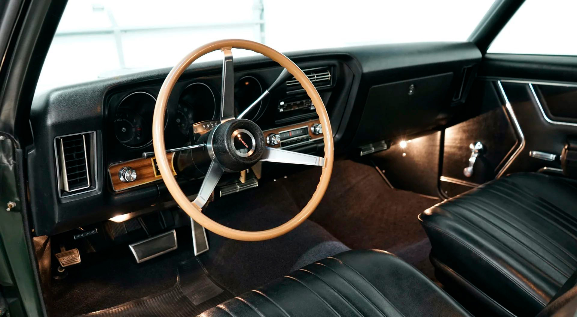 1969 Pontiac GTO - Image 11